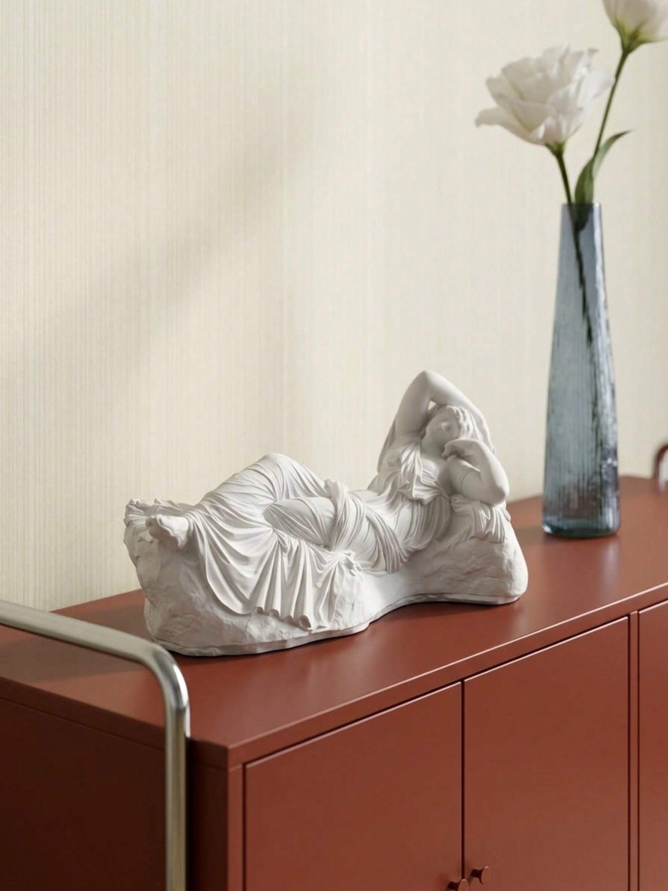 Classical Reclining Female Sta - مراجعة Home Or Office Use وسعره