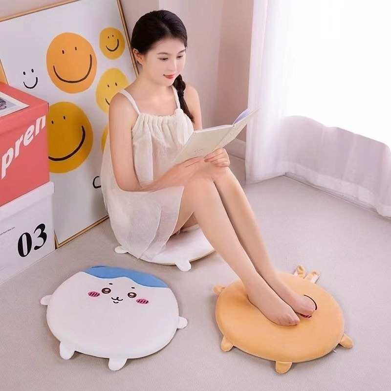 Cute Chiikawa Soft Chair Cushi - مراجعة Home Office Rug وسعره